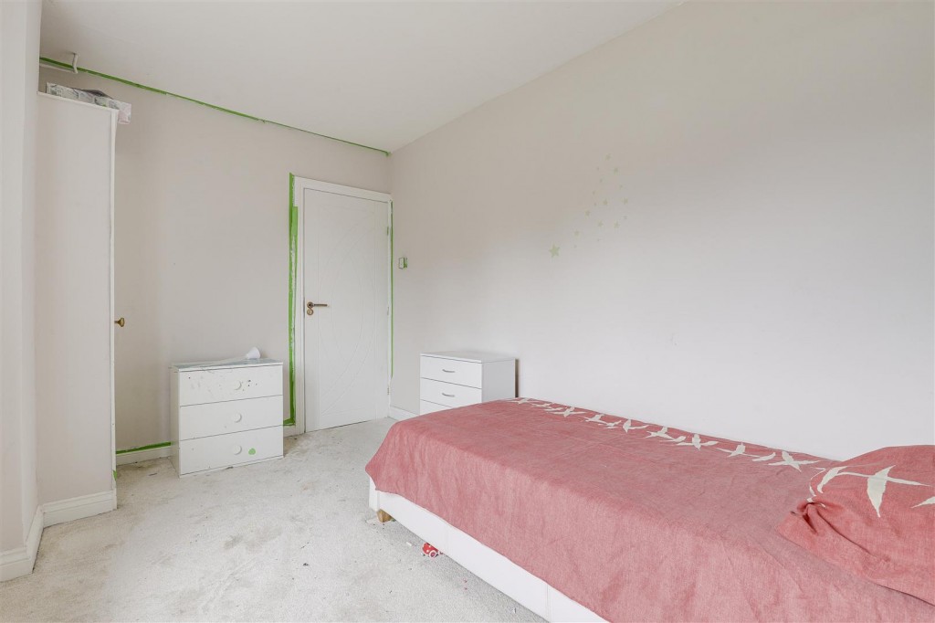 Peveril Road, Beeston, Nottinghamshire, NG9 2HU