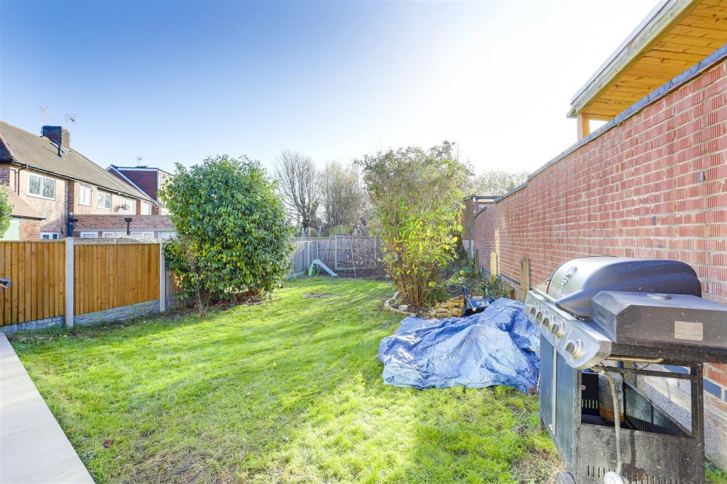 Peveril Road, Beeston, Nottinghamshire, NG9 2HU