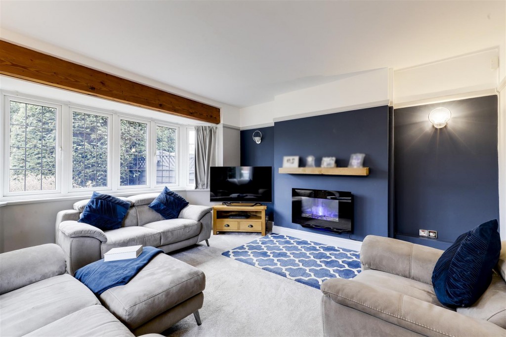 Robins Wood Road, Aspley, Nottinghamshire, NG8 3LB