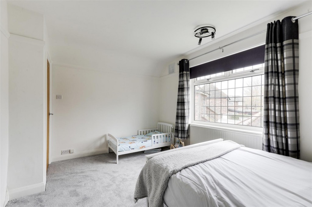 Robins Wood Road, Aspley, Nottinghamshire, NG8 3LB