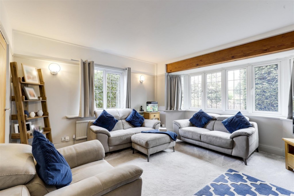 Robins Wood Road, Aspley, Nottinghamshire, NG8 3LB