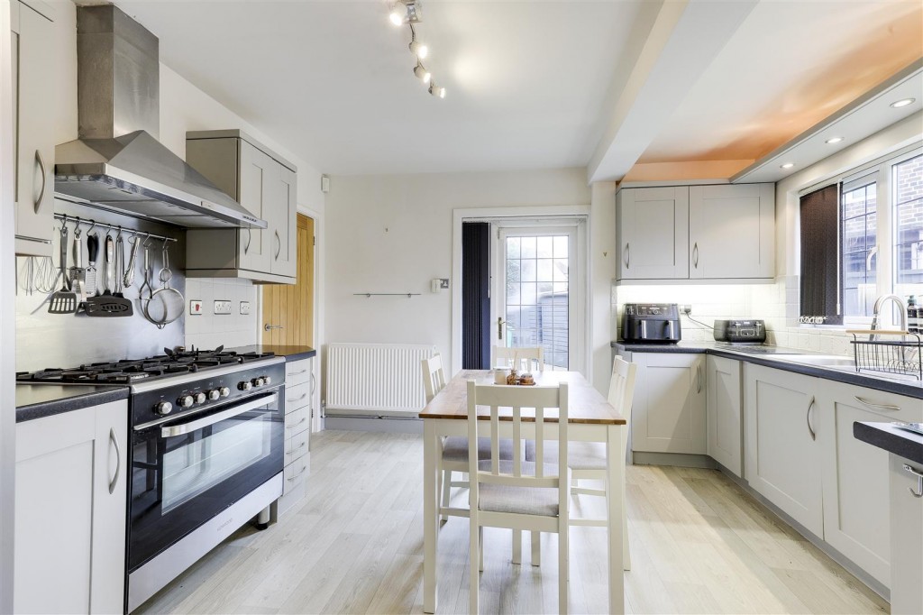 Robins Wood Road, Aspley, Nottinghamshire, NG8 3LB