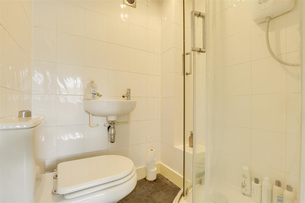 Stanley Road, Mapperley, Nottinghamshire, NG3 6HT