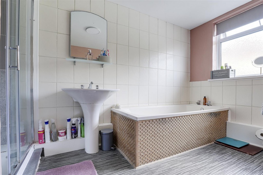 Stanley Road, Mapperley, Nottinghamshire, NG3 6HT