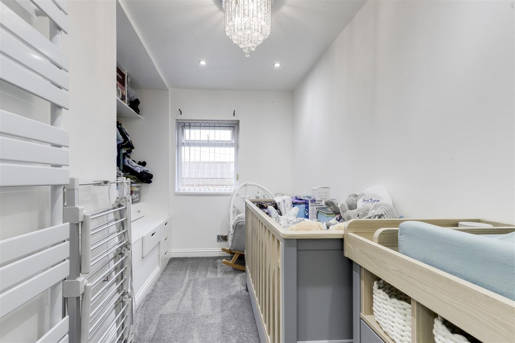 Chediston Vale, Bestwood Park, Nottinghamshire, NG5 5QA