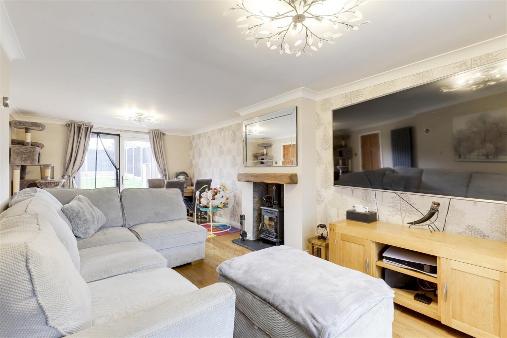 Chediston Vale, Bestwood Park, Nottinghamshire, NG5 5QA