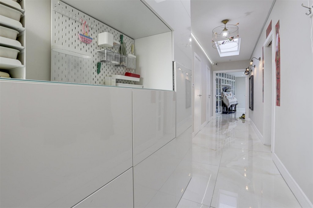 Seaburn Road, Toton, Nottinghamshire, NG9 6HN