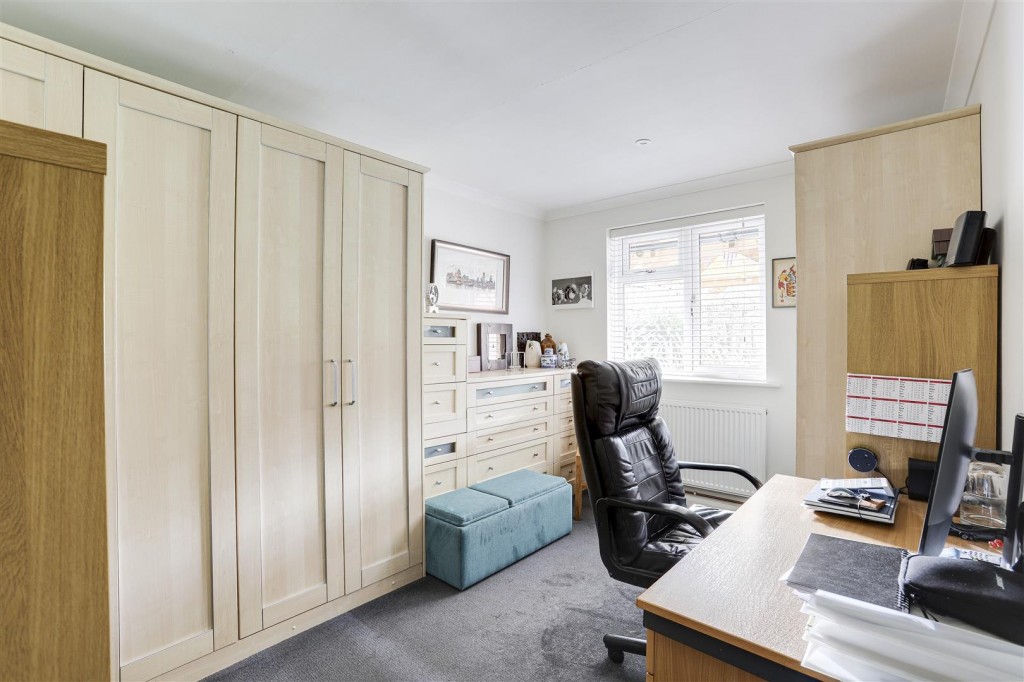 Queensway, Castle Donington, Derbyshire, DE74 2XQ