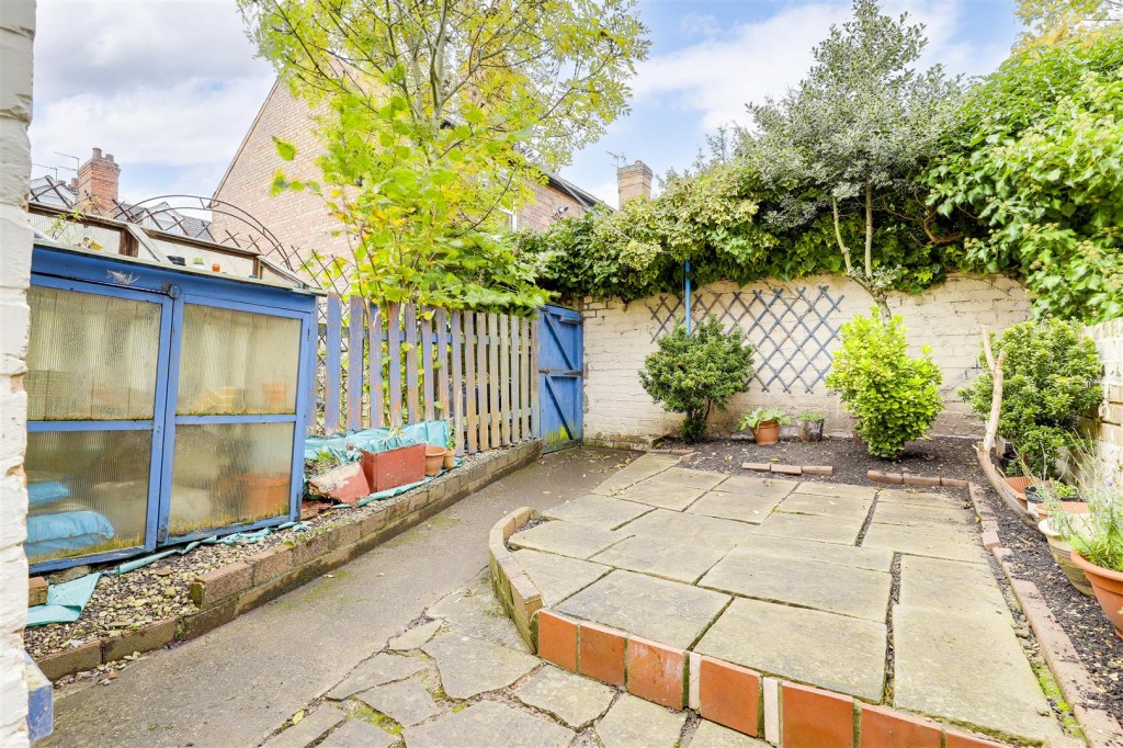 Querneby Road, Mapperley, Nottinghamshire, NG3 5HW