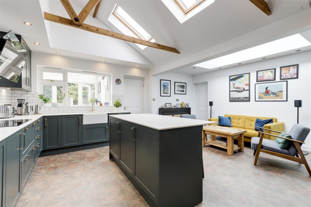 Pinfold Close, Woodborough, Nottinghamshire, NG14 6DP