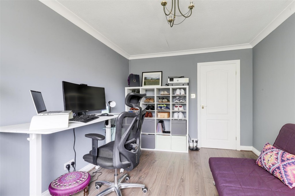 Pinfold Close, Woodborough, Nottinghamshire, NG14 6DP