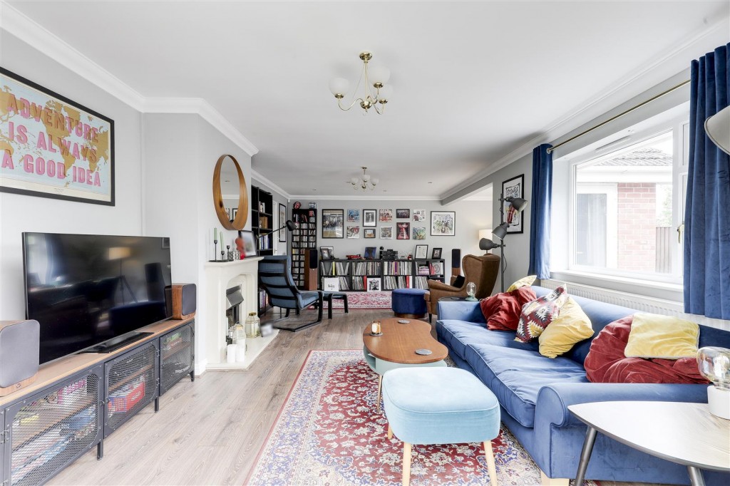 Pinfold Close, Woodborough, Nottinghamshire, NG14 6DP