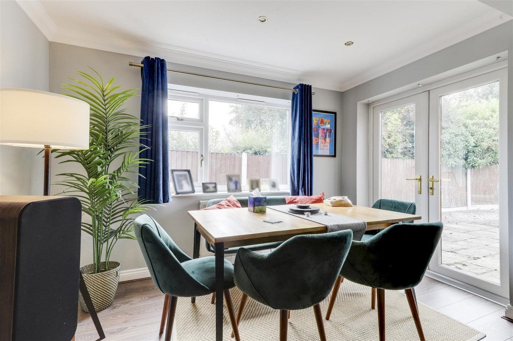 Pinfold Close, Woodborough, Nottinghamshire, NG14 6DP