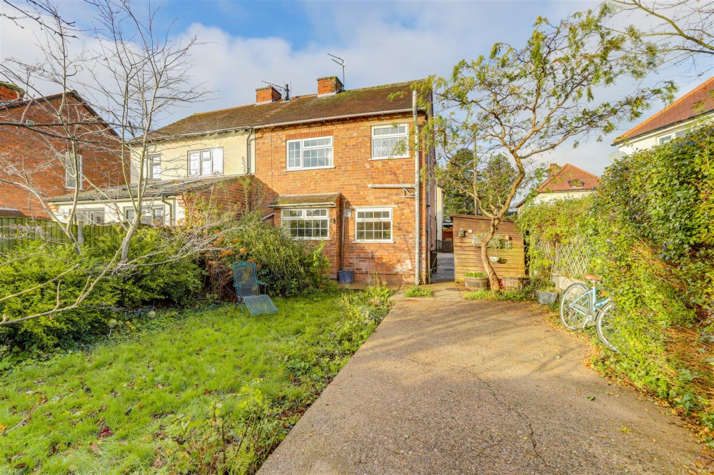 Mill Crescent, Arnold, Nottinghamshire, NG5 7AW