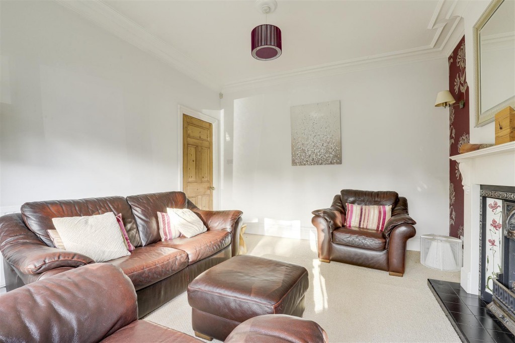 Davies Road, West Bridgford, Nottinghamshire, NG2 5JE