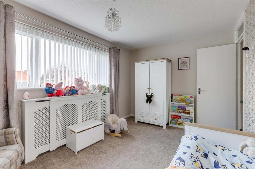 Lion Close, Nottingham, Nottinghamshire, NG8 5ED