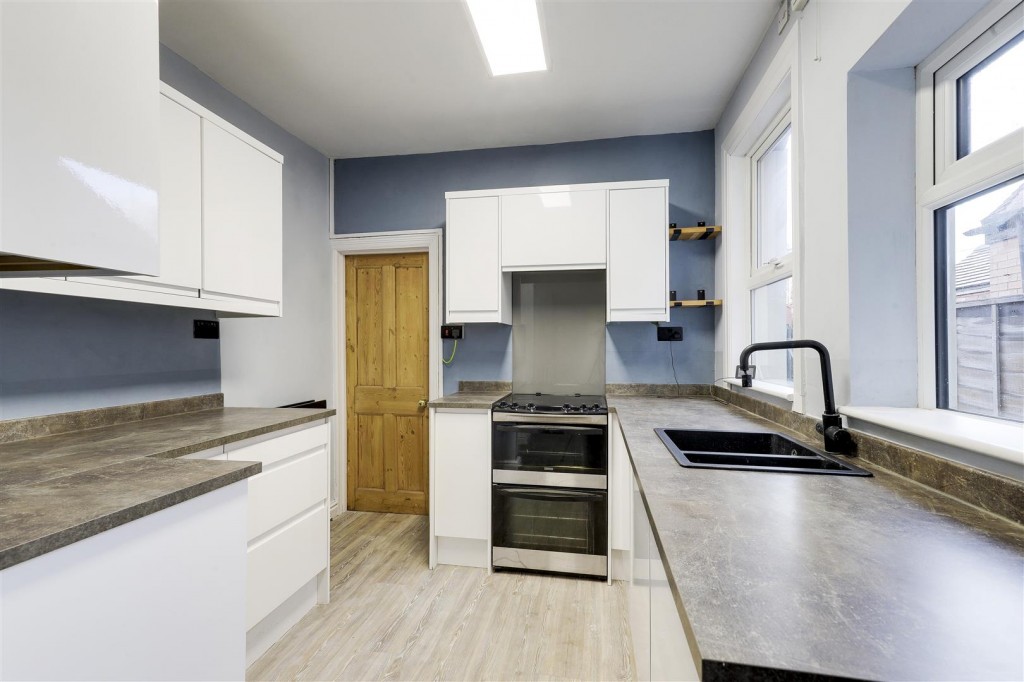 Priory Road, Gedling, Nottinghamshire, NG4 3JZ