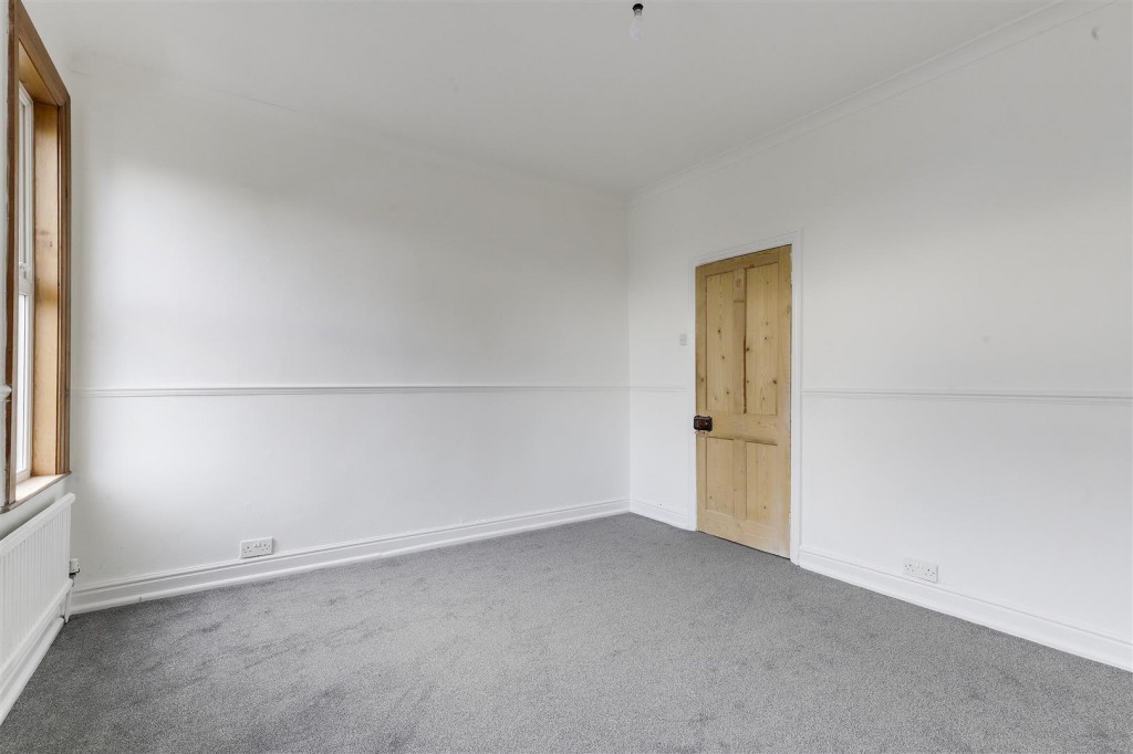 Priory Road, Gedling, Nottinghamshire, NG4 3JZ