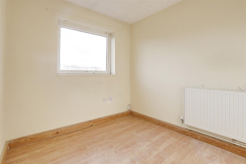 Ridgeway Walk, Top Valley, Nottinghamshire, NG5 9DP