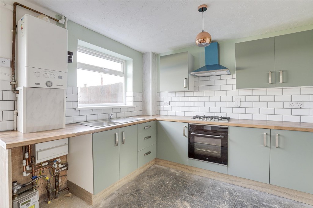 Ridgeway Walk, Top Valley, Nottinghamshire, NG5 9DP