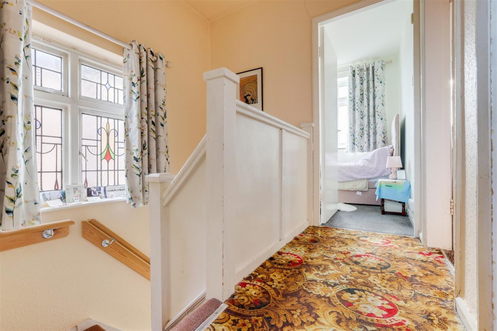 Trentham Gardens, Nottingham, Nottinghamshire , NG8 3NF