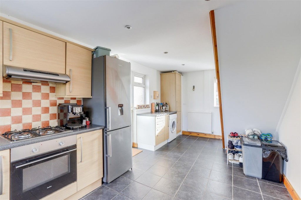 Forge Avenue, Calverton, Nottinghamshire, NG14 6HU