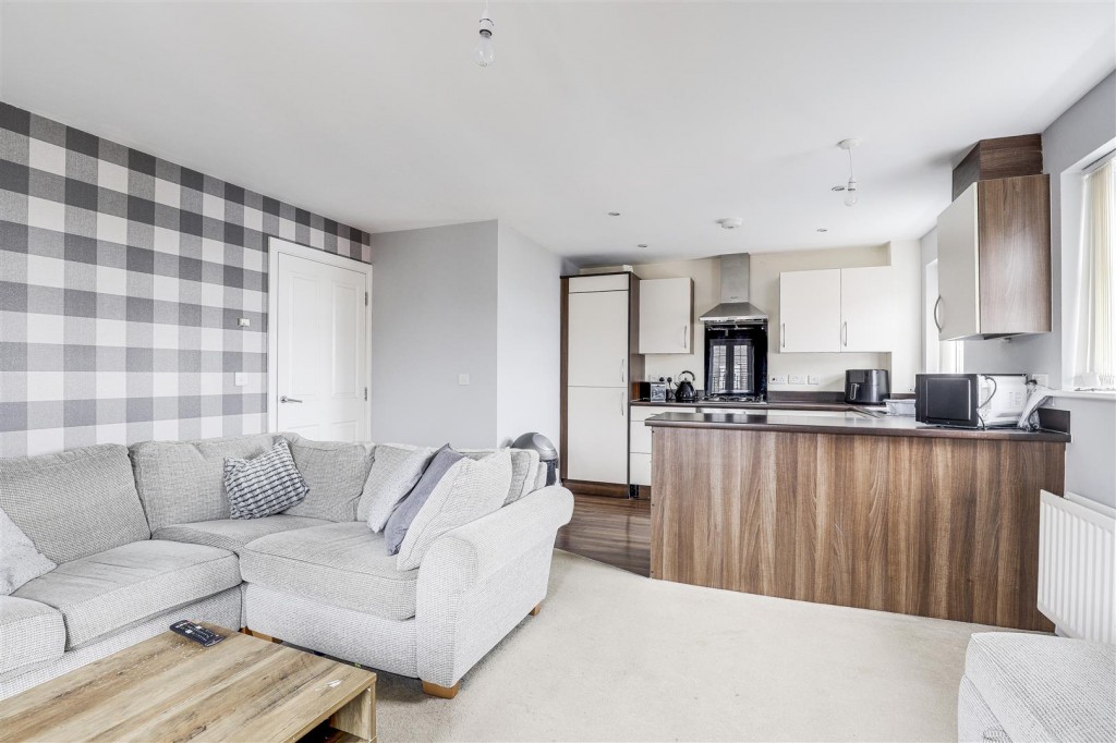 Paton Court, Calverton, Nottinghamshire, NG14 6RL