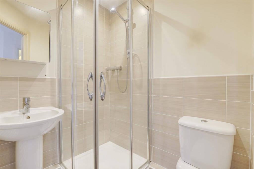 Paton Court, Calverton, Nottinghamshire, NG14 6RL