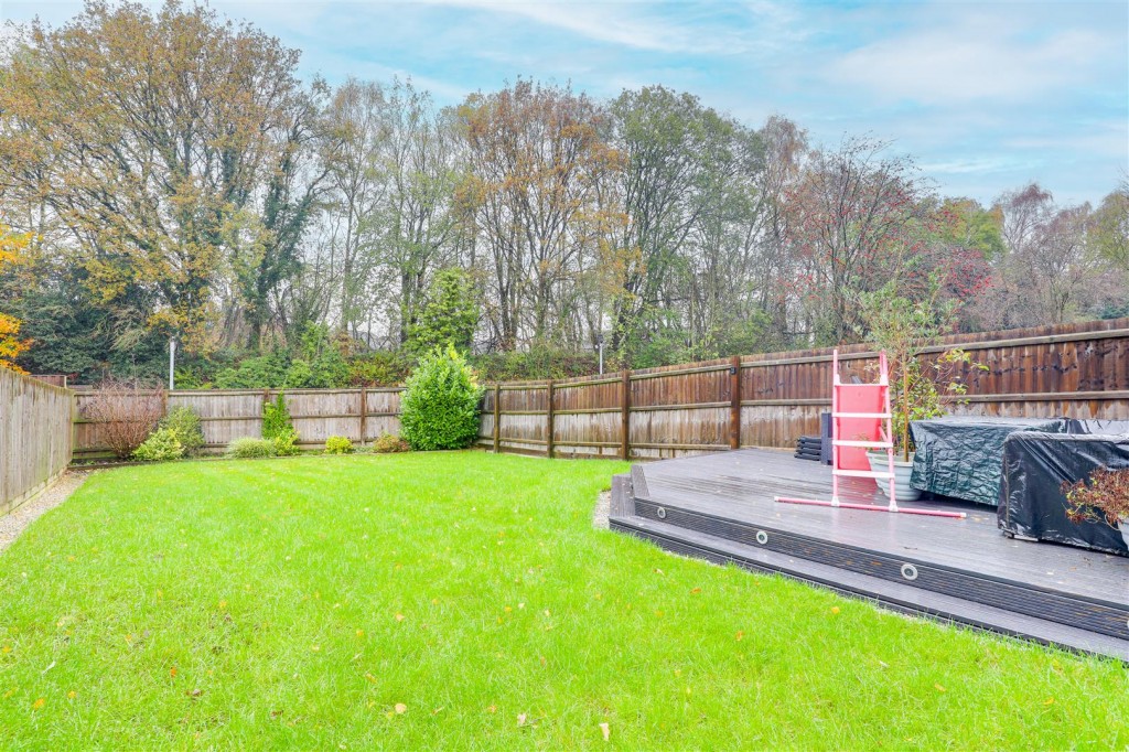 Country Crescent, Bestwood Village, Nottinghamshire, NG6 8ZX