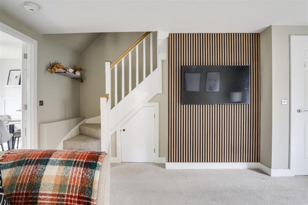 Country Crescent, Bestwood Village, Nottinghamshire, NG6 8ZX