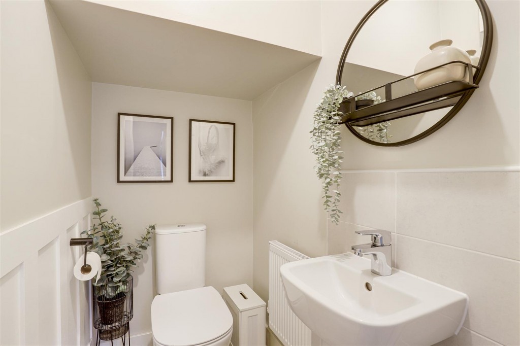 Country Crescent, Bestwood Village, Nottinghamshire, NG6 8ZX