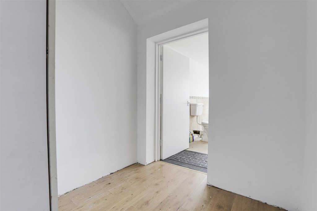 College Street, Long Eaton, Nottinghamshire, NG10 4GW