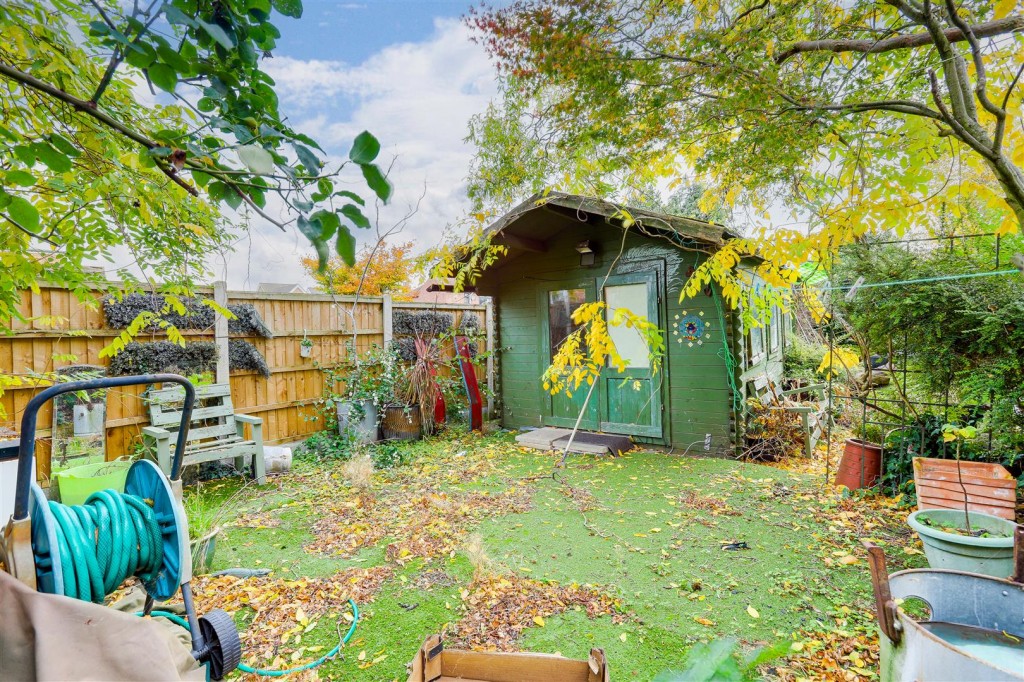 College Street, Long Eaton, Nottinghamshire, NG10 4GW