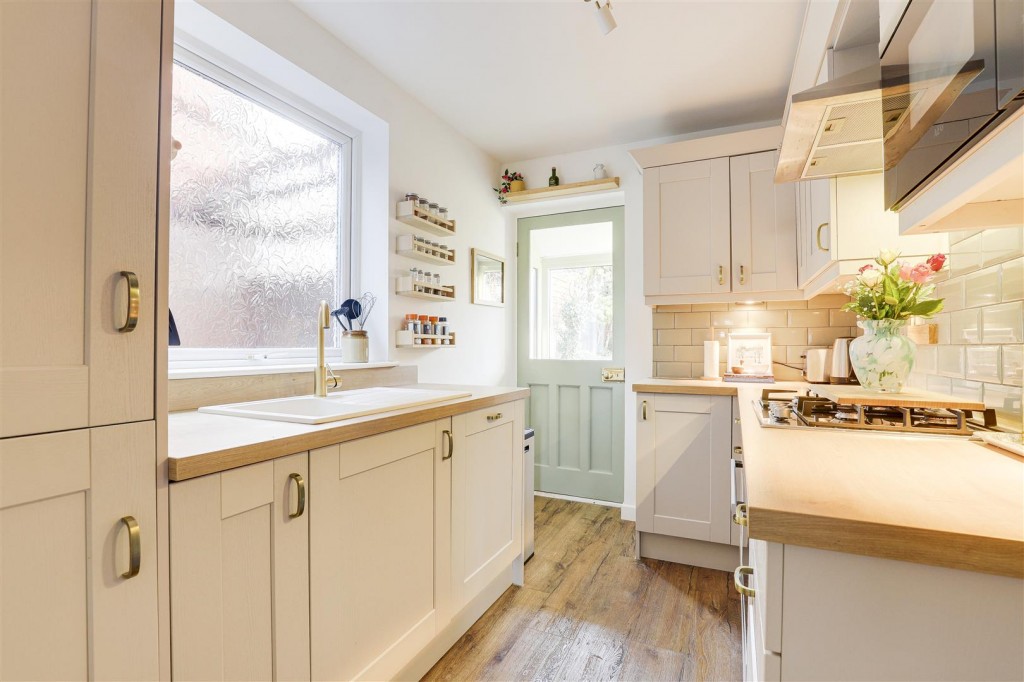 Barden Road, Woodthorpe, Nottinghamshire, NG3 5QD