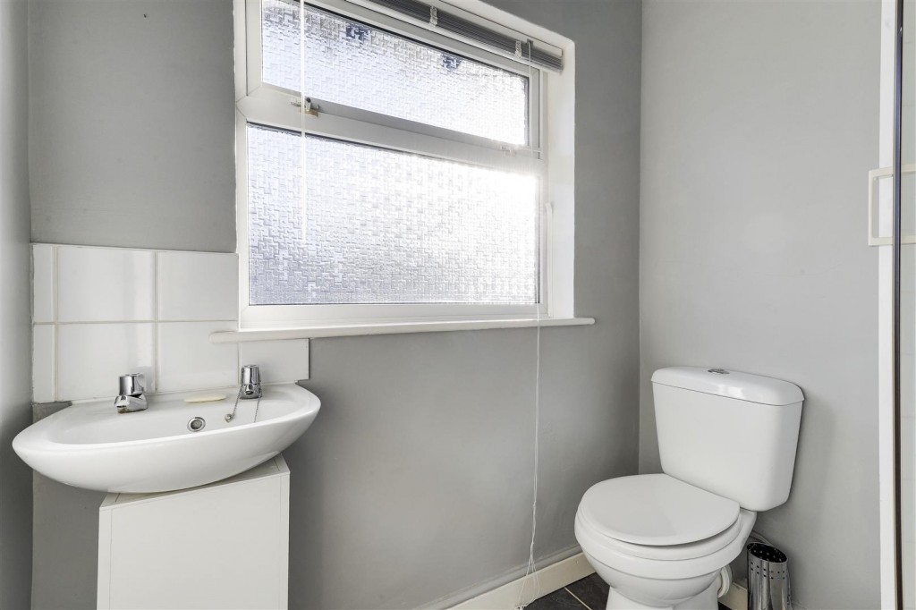 Hadbury Road, Basford, Nottinghamshire, NG5 1JZ