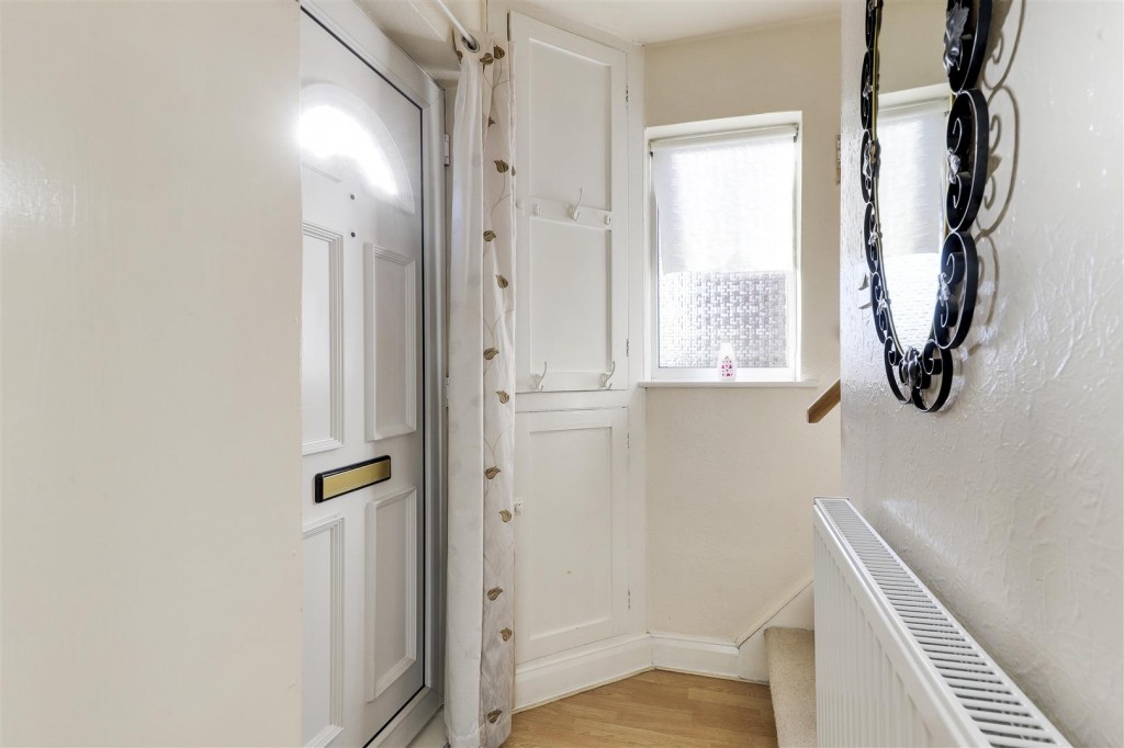 Hadbury Road, Basford, Nottinghamshire, NG5 1JZ