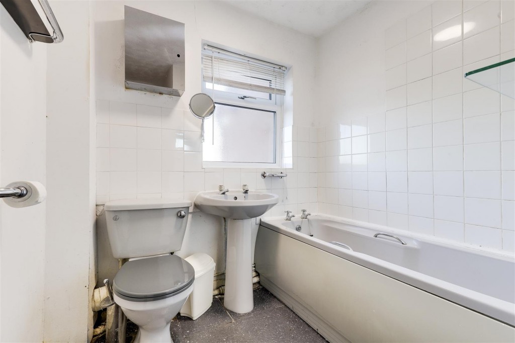 Valley Road, Sherwood, Nottinghamshire, NG5 1HL