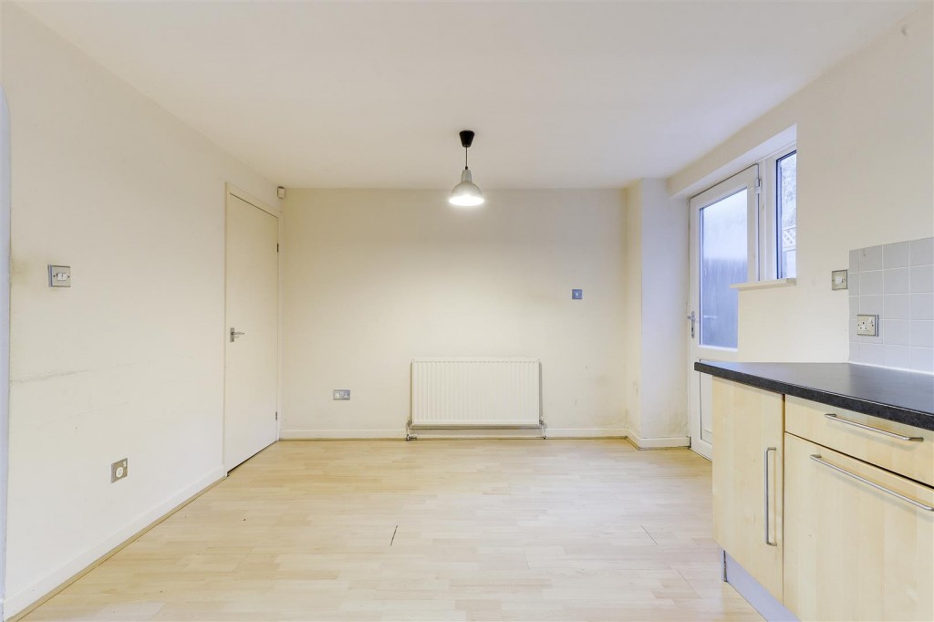 Valley Road, Sherwood, Nottinghamshire, NG5 1HL