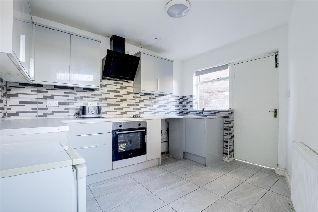 Loscoe Road, Carrington, Nottinghamshire, NG5 2AW