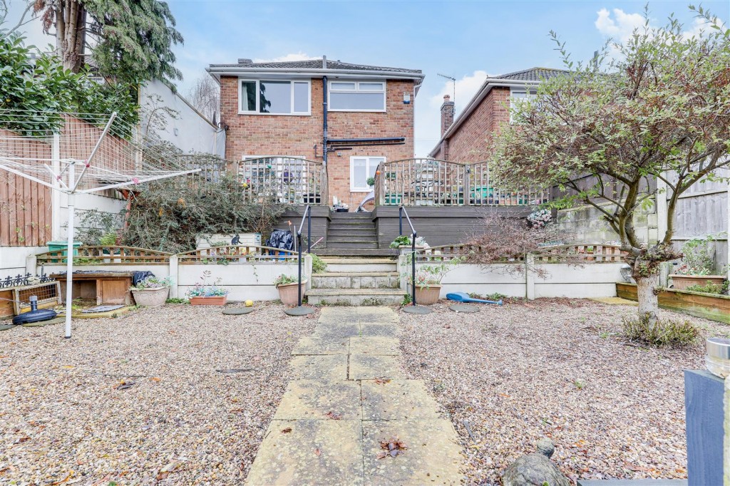 Revelstoke Way, Rise Park, Nottinghamshire, NG5 5AR