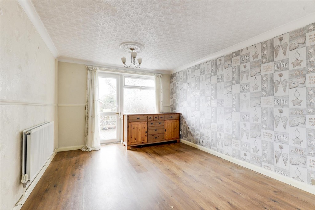 Revelstoke Way, Rise Park, Nottinghamshire, NG5 5AR