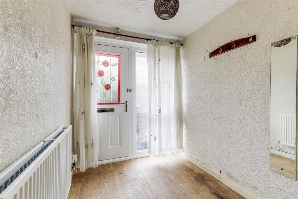 Revelstoke Way, Rise Park, Nottinghamshire, NG5 5AR