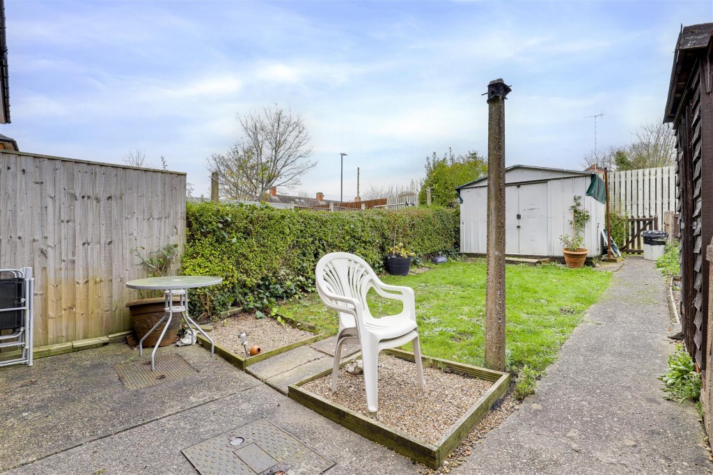 Heathfield Road, Nottingham, Nottinghamshire, NG5 1NN