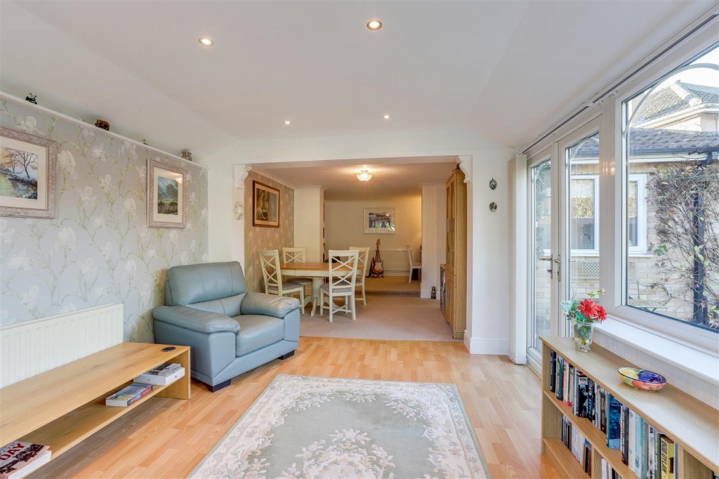 Rosslyn Drive, Hucknall, Nottinghamshire, NG15 8BU