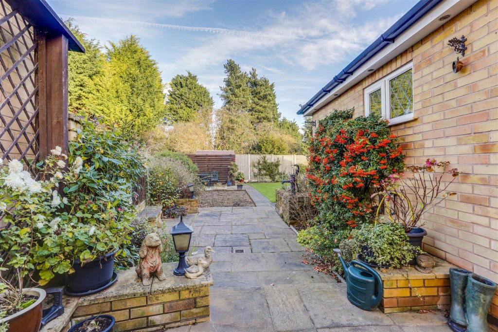 Rosslyn Drive, Hucknall, Nottinghamshire, NG15 8BU