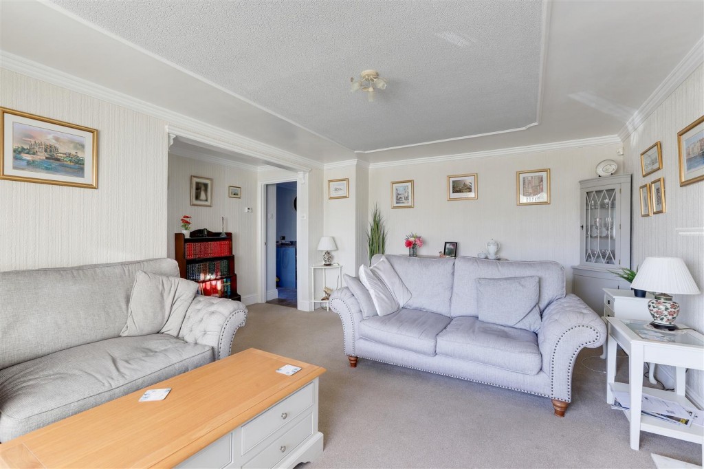 Rosslyn Drive, Hucknall, Nottinghamshire, NG15 8BU