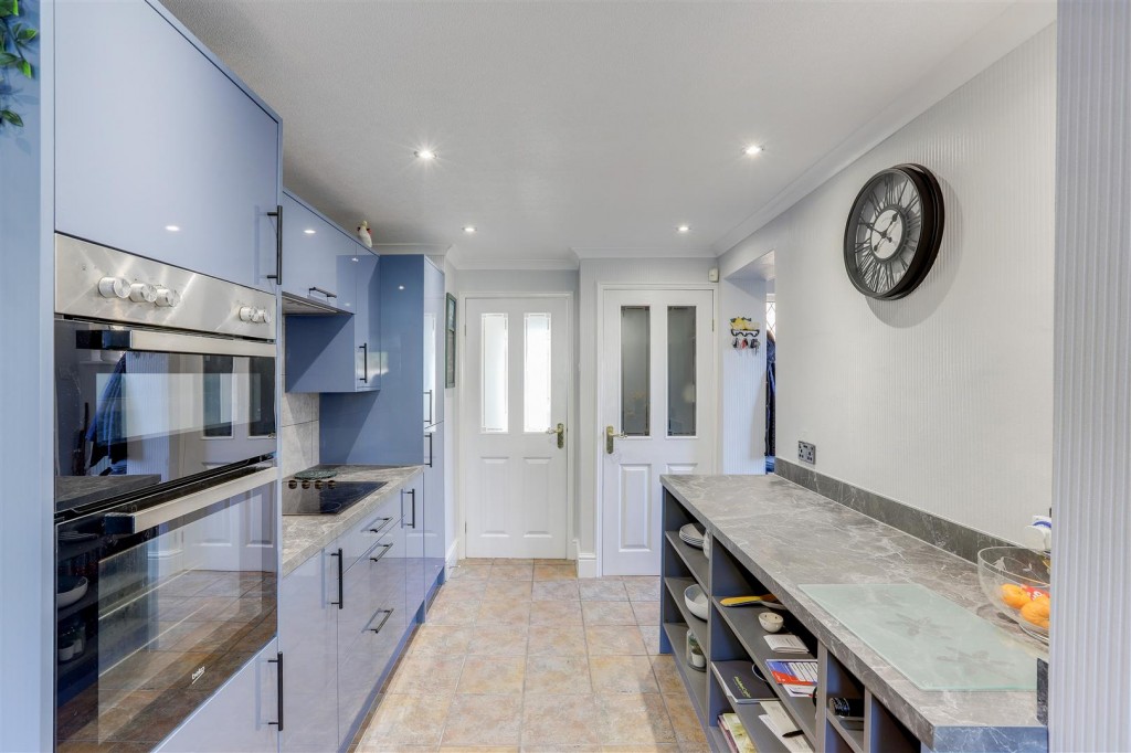 Rosslyn Drive, Hucknall, Nottinghamshire, NG15 8BU