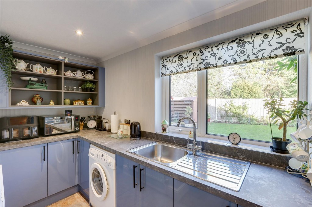 Rosslyn Drive, Hucknall, Nottinghamshire, NG15 8BU