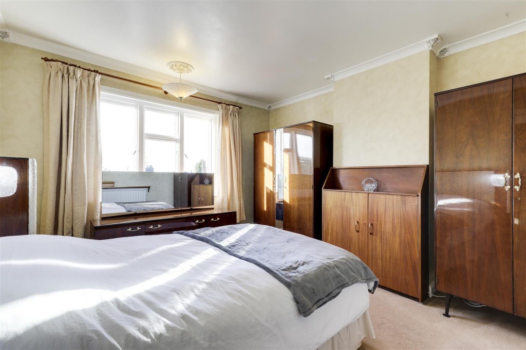 Dovedale Road, Bakersfield, Nottinghamshire, NG3 7GS