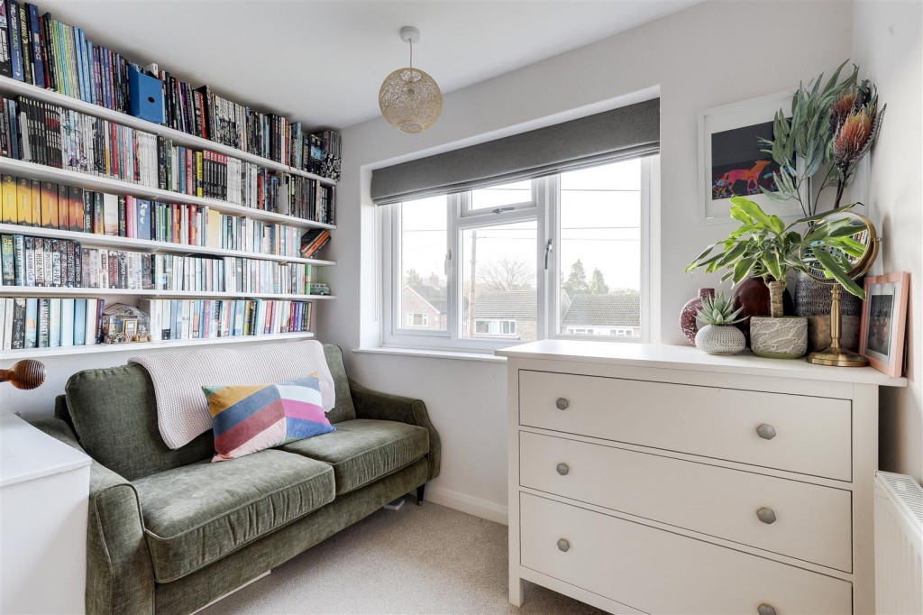 Walsingham Road, Woodthorpe, Nottinghamshire, NG5 4NU